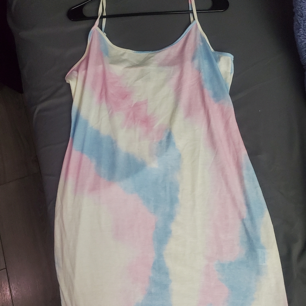 👗Super Cute Tie Dye Body Con Mini Dress X LARGE👗